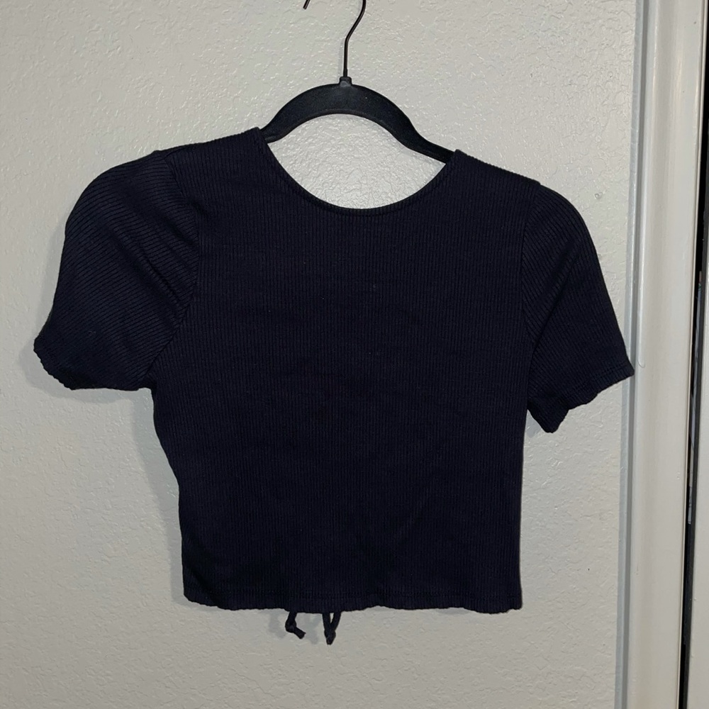 Black cropped top with opened back / S/M
